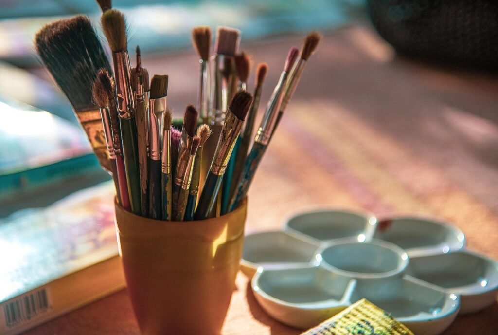 paint brush, art tool, holder, brush, painting, art supplies, art supplies, art supplies, art supplies, art supplies, art supplies